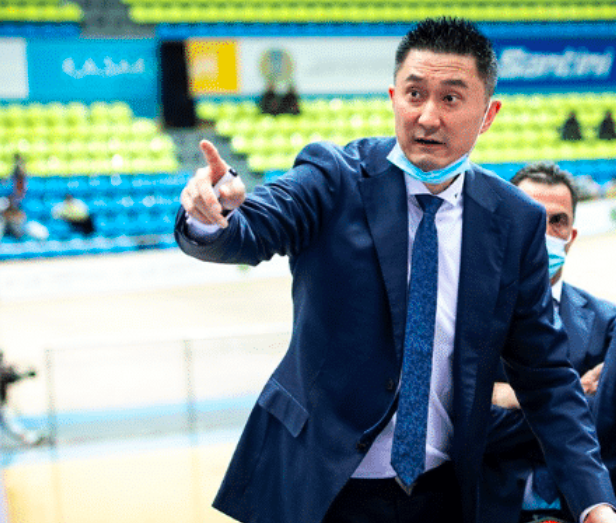 Yabo Sports-窗口期纽约尼克斯调整名单以备全明星赛，豪取连胜环节打磨，赛场秩序良好，阵容厚度经受考验的简单介绍-Yabo Sports